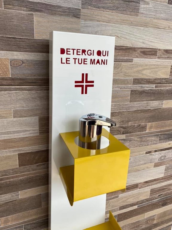 Dispenser Automatico Gel Igienizzante Mani Totem Colonnina Piantana Spray Biodefence BKA